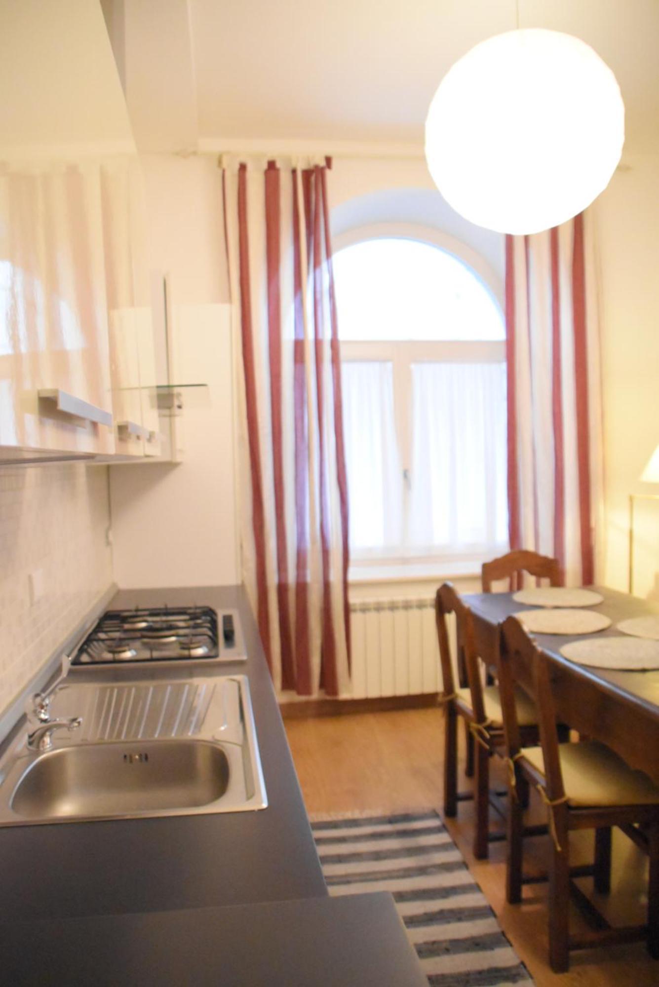 Loft With Private Parking Apartment Trieste Bagian luar foto