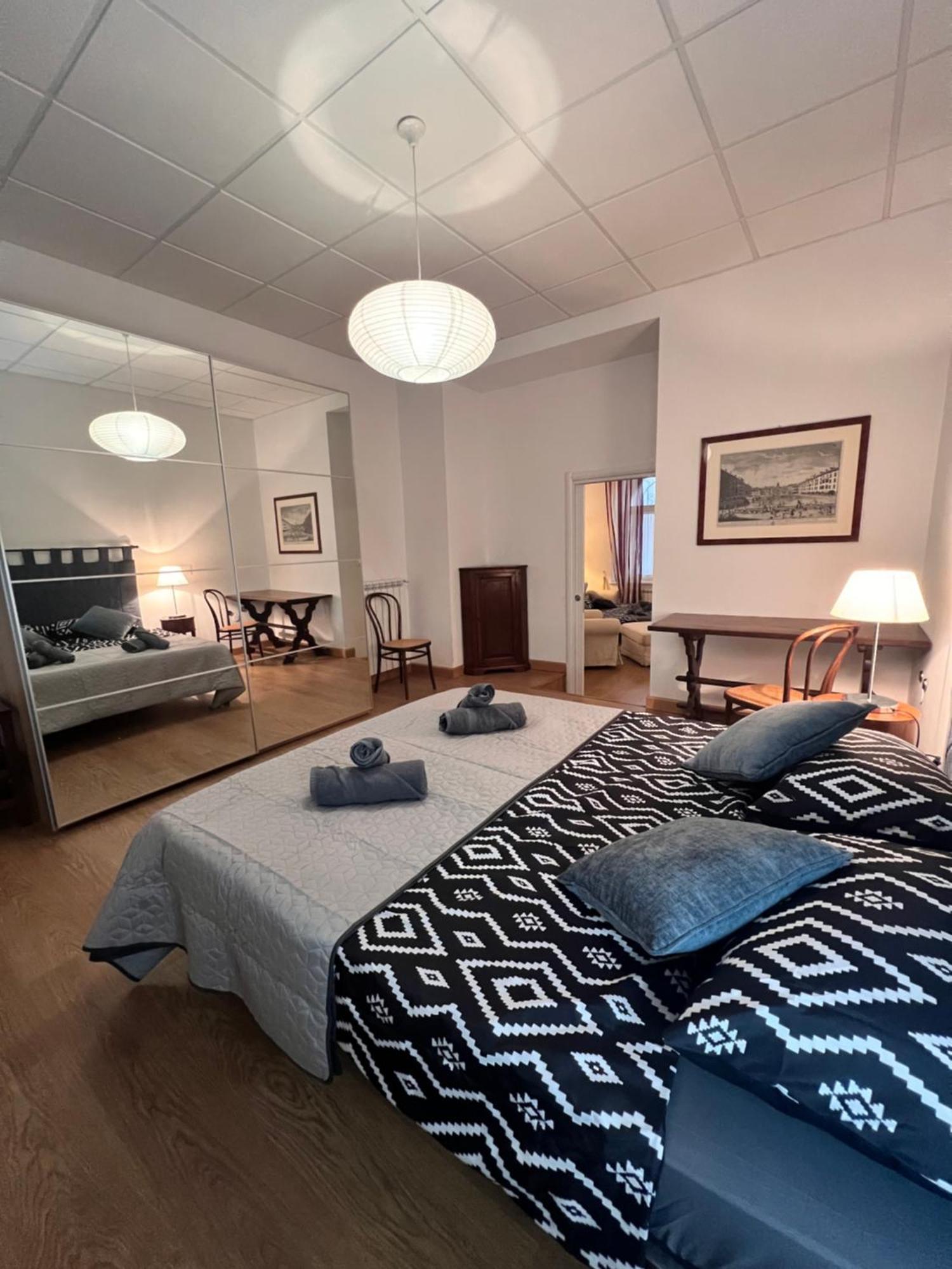 Loft With Private Parking Apartment Trieste Bagian luar foto